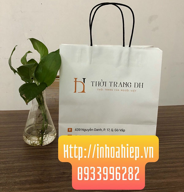 In túi giấy cho shop thời trang