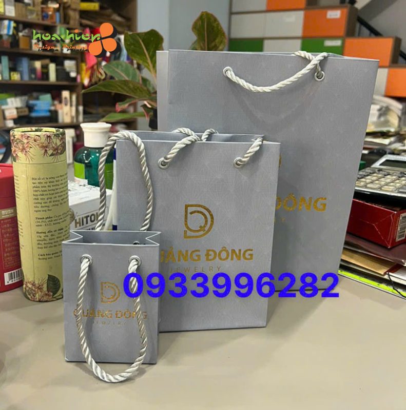 In túi giấy đựng trang sức