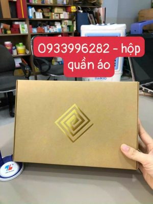 In hộp giấy đựng quần áo