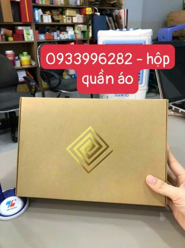 In hộp giấy đựng quần áo