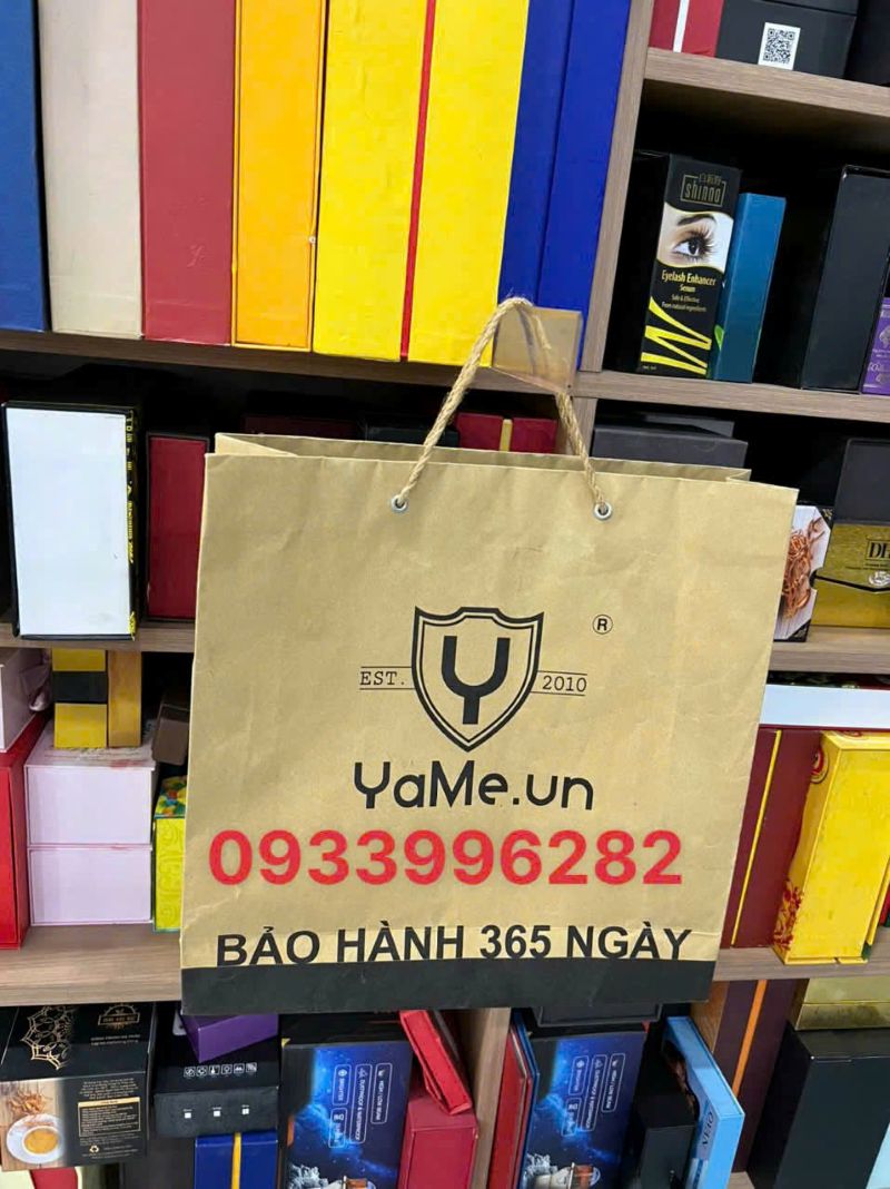 In túi giấy shop thời trang
